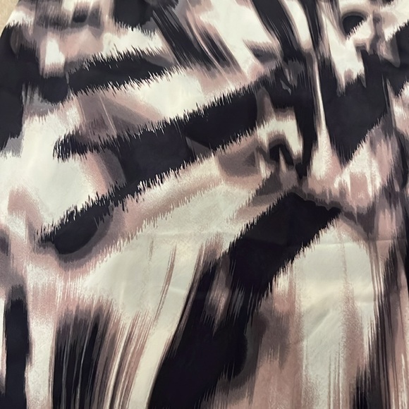 Graham & Spencer Silk Tank Medium Ruffle Trim Neckline Gray Cream Blush Print - Picture 10 of 10